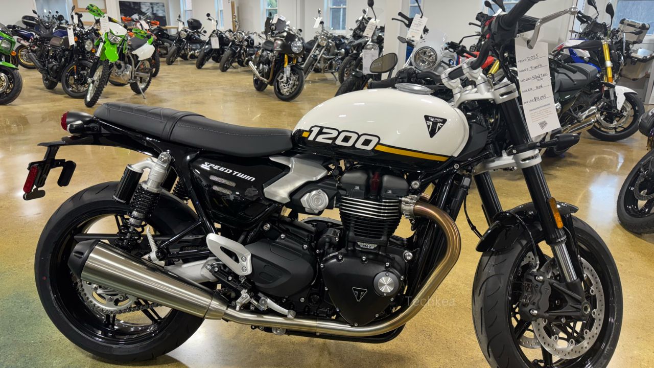 Triumph Speed Twin 1200